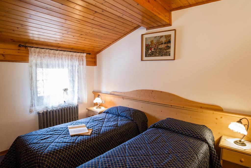 Villa Elena B&B Hotel ซานมาร์ตีโนดีกัสตรอสซา ภายนอก รูปภาพ