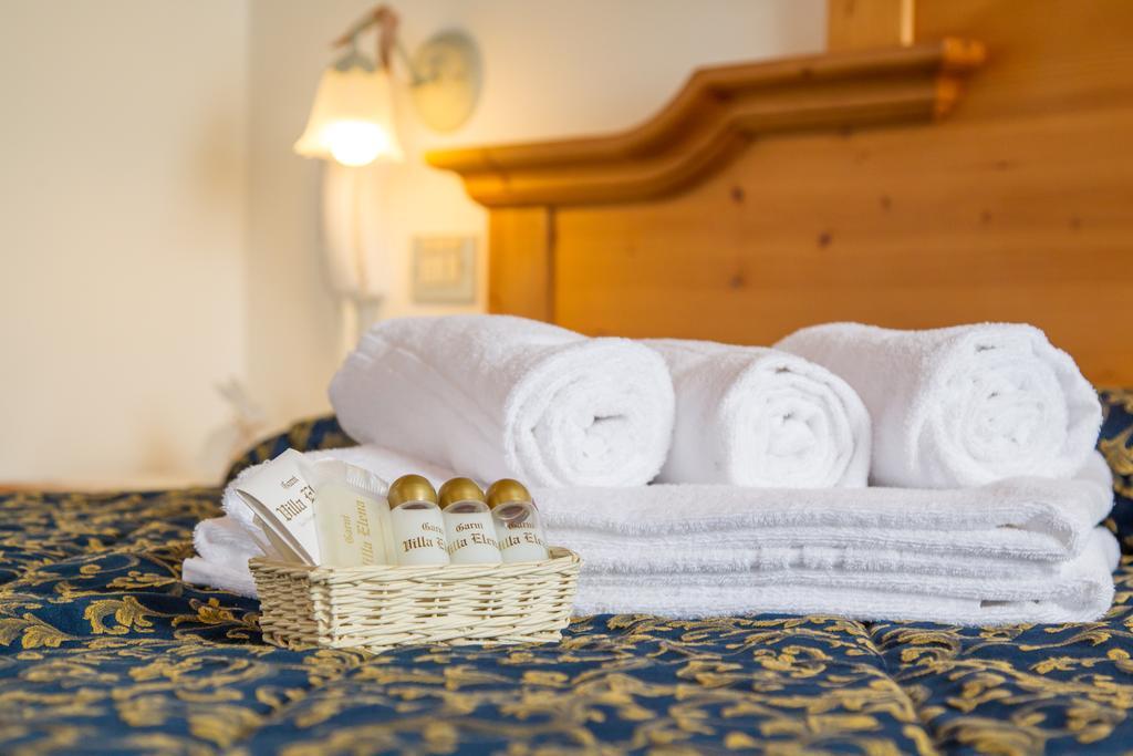 Villa Elena B&B Hotel ซานมาร์ตีโนดีกัสตรอสซา ภายนอก รูปภาพ